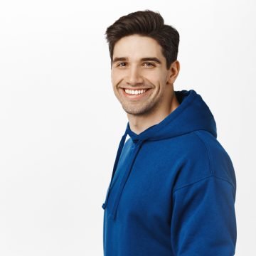 5 Benefits of Choosing Porcelain Veneers for Your Smile Makeover
